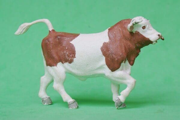 Britains Polythene Plastic Bull - Later CARAMEL Markings