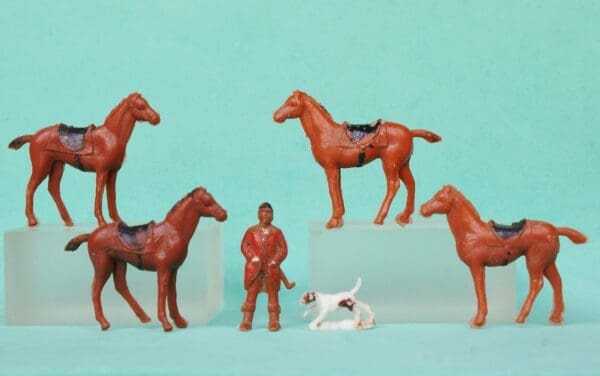 SOLD Hilco Miniature Hunt Series Group
