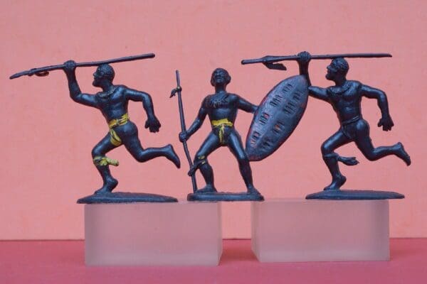 SOLD Charbens Jungle Safari Set African Natives & Lioness - Image 3
