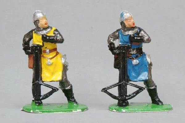 SOLD Cherilea 54mm Sheriff's Men-at-Arms - WHITE Plastic