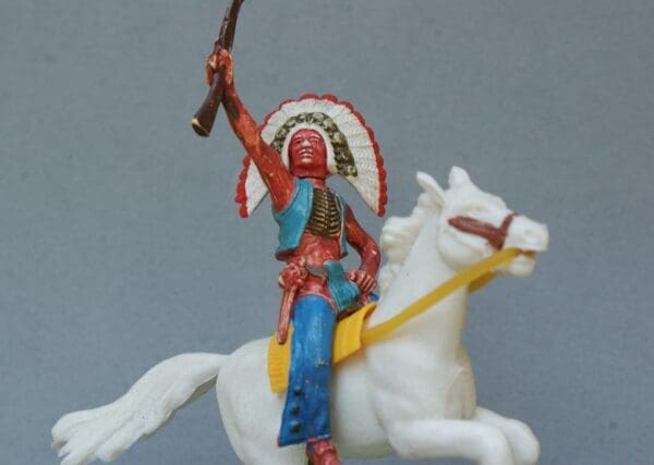 SOLD Deetail Mounted Indian Chief with Rifle - VGC