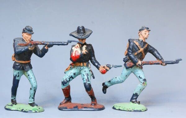 Crescent Group of 60mm Union Infantry