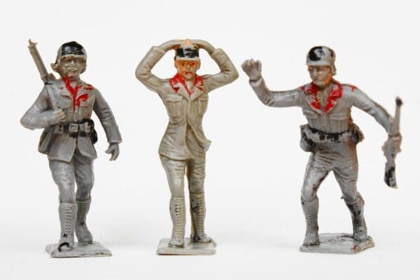 NEW! Cherilea 60mm Wehrmacht Soldiers - GREY Plastic