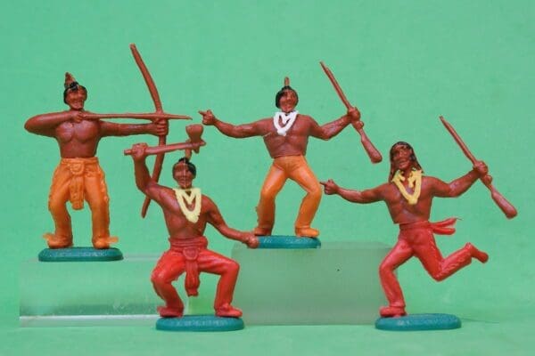 SOLD Charbens Swoppet-type Indians with Early Bases #2