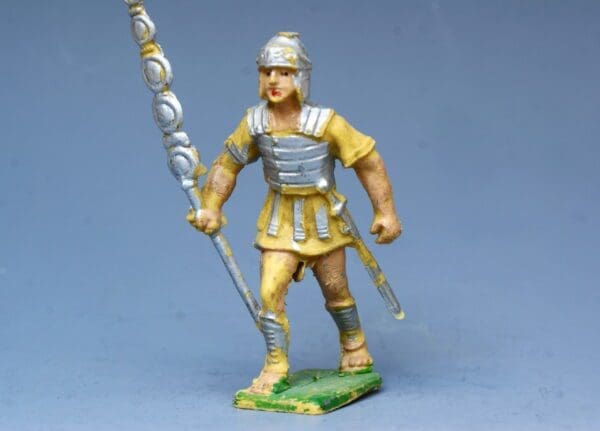 Cherilea 60mm Roman Standard Bearer - YELLOW Plastic