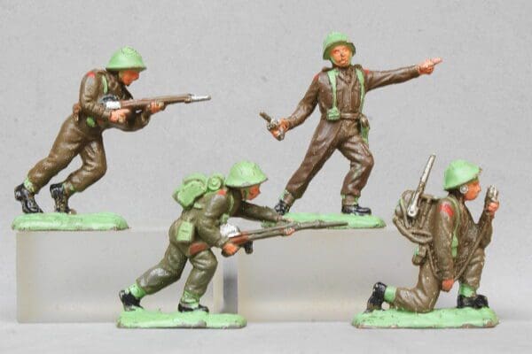 SOLD UNA Khaki Infantry (Herald Copies) - 4 Poses