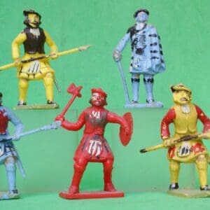 Cherilea Group of 60mm Highland Clansmen
