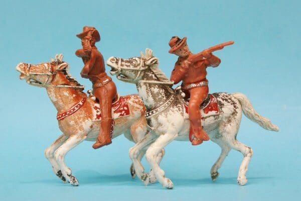 Cherilea 60mm Wild West Mounted Cowboys