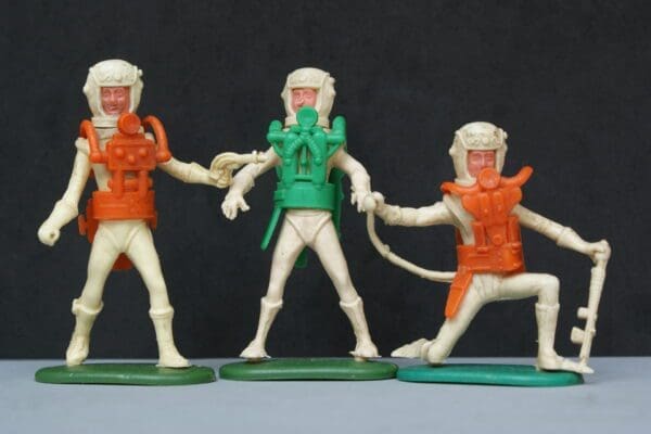 Cherilea Swoppet Spacemen - CREAM Plastic
