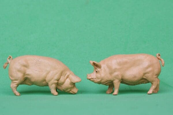 NEW! Herald Pigs, Sow & Boar - SMOOTH BUFF Plastic!