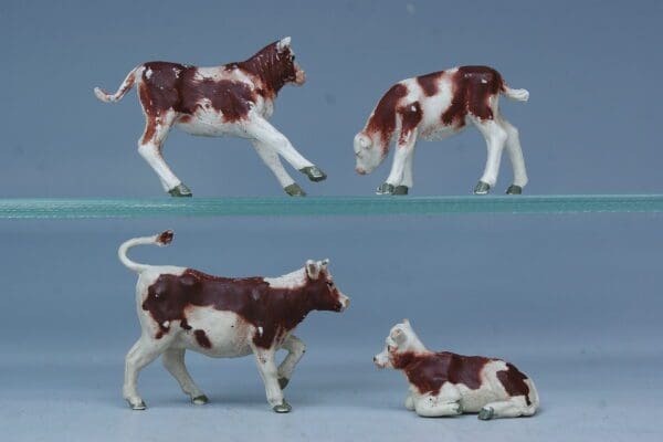 NEW! Loose Set of Herald Ayrshire Calves - Superb! - Image 2