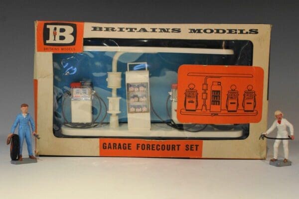 SOLD Britains Esso Garage Forecourt Set Boxed