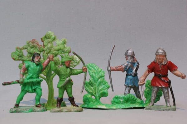 SOLD Speedwell Robin Hood Figures Tableau #2