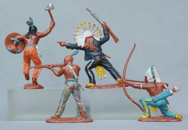 NEW! Herald Indians - REDUCED Paint Set of 4 Figures - Image 3
