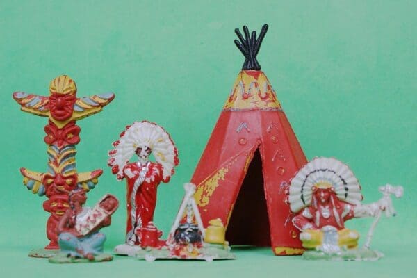SOLD Speedwell Camp-fire Indians - Matching Set!