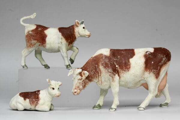 SOLD Herald Spray-Painted Cow & Calves TEXTURED Plastic