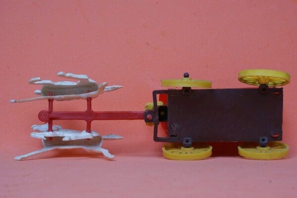JUST IN! Hong Kong Copy of Tudor Rose Chuck Wagon - Image 4