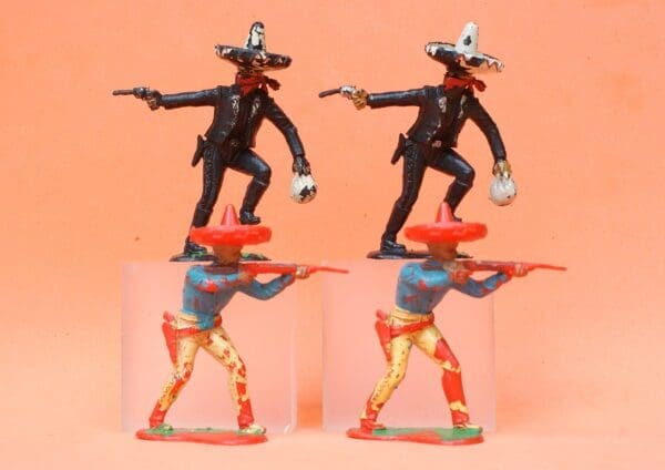 NEW! Crescent 'Cisco Kid' Mexicans - 2 Foot Poses