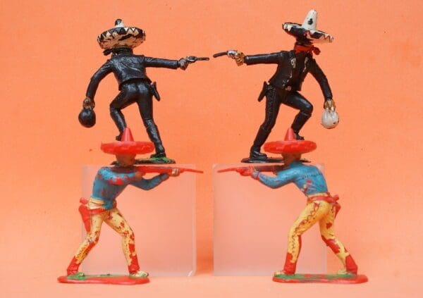 NEW! Crescent 'Cisco Kid' Mexicans - 2 Foot Poses - Image 3