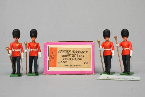 Eyes Right Scots Guards Drum Major - Mint Trade Box! - Image 4