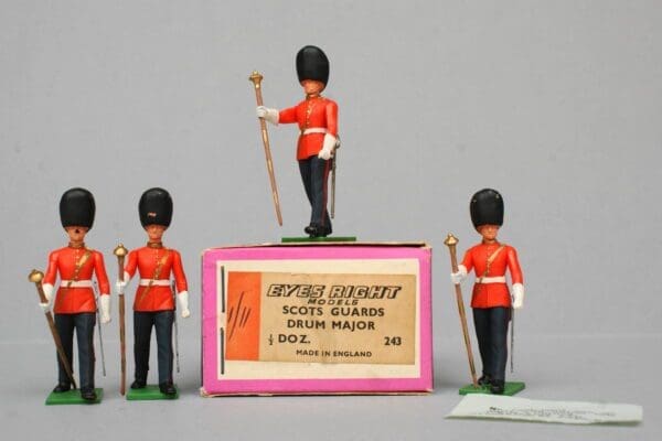 Eyes Right Scots Guards Drum Major - Mint Trade Box! - Image 2