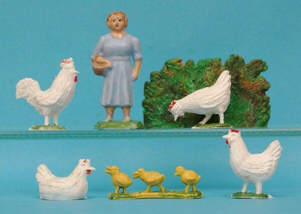 Taylor & Sons Farmer's Wife, Chickens and Hedge
