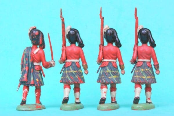 NEW! Herald Military Gordon Highlanders - Loose Set #5 - Image 3