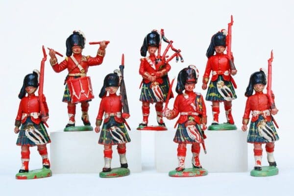 NEW! Herald Military Gordon Highlanders - Loose Set 7 Pieces