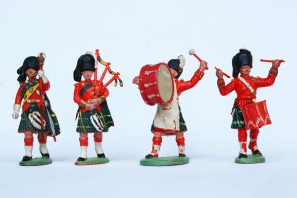 NEW! Herald Military Gordon Highlanders - Loose Set #3