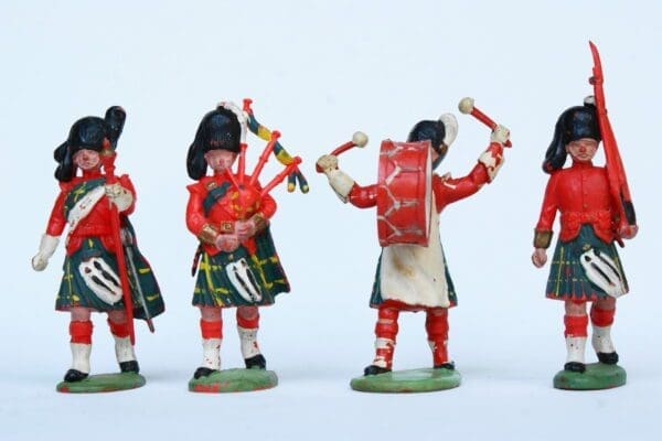 NEW! Herald Military Gordon Highlanders - Loose Set #4