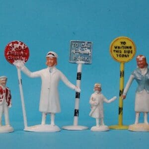 Barrett & Sons Road & Garage Figures and Traffic Signs