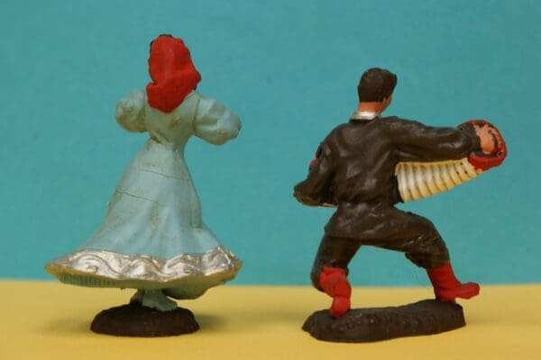 Herald Ukrainian Dancers - Reduced Paint Versions - Image 2