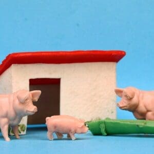 B&S Farm Pigs, Piglets, Trough & FGT Pigsty *** Back in Stock ***