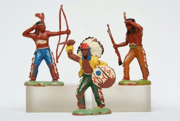 SOLD Speedwell UNA Larger Indians (Round Hole with Bar)