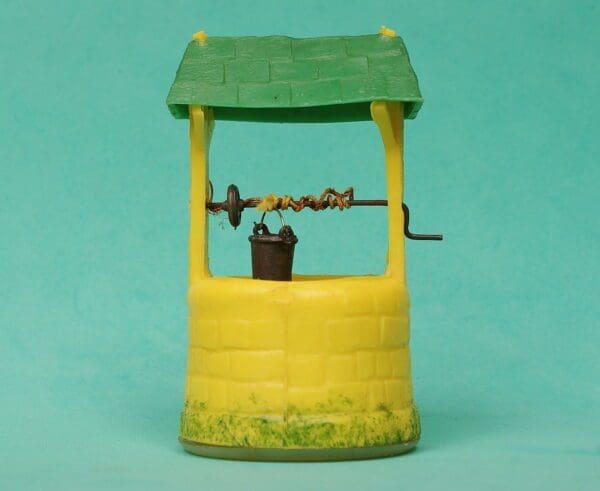 B&S Farm Series - RARE Plastic Wishing Well