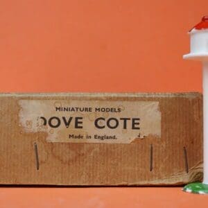 Taylor & Sons Farm Series Dovecote - Trade Box