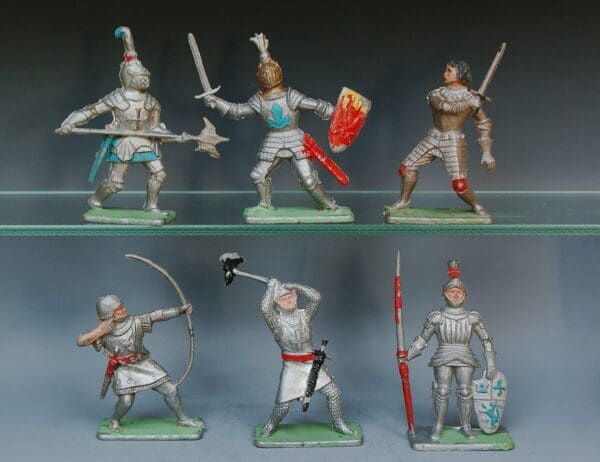 NEW! Crescent Set of Medieval Knights - Early Paint
