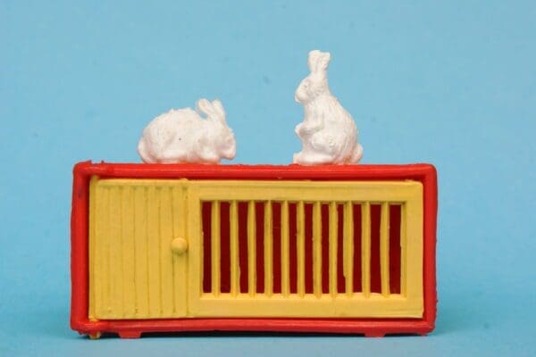 Taylor & Sons Farm Series Rabbit Hutch with Rabbits