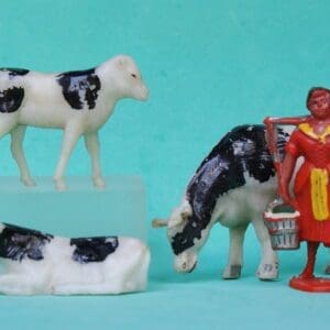 SOLD Hilco Feeding Cow, Milkmaid and Calves