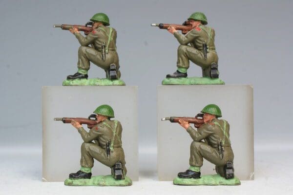 NEW! Herald Khaki Infantry, Kneeling Firing - NETTED Helmets! - Image 3