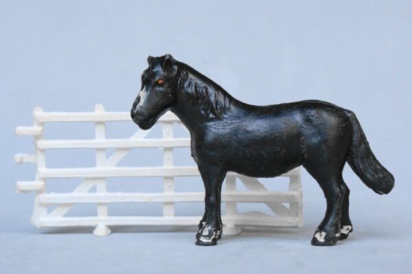 Charbens Farm Horse - Hollowcast Mould