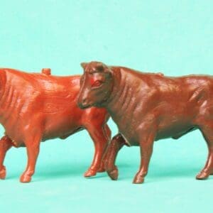 SOLD Speedwell Farmyard Bulls - Chocolate & Chestnut Plastic