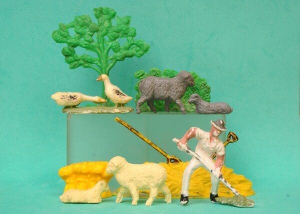 **SALE** Speedwell farmyard Models - Sheep, Labourer, etc