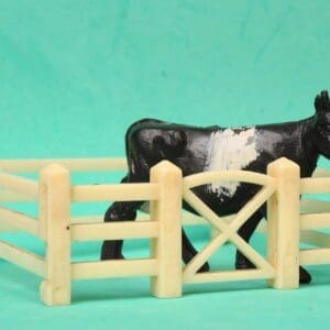 **SALE** Speedwell Farm Animal Pen & Cow