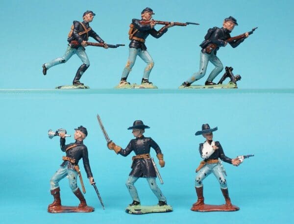 SOLD Crescent 60mm Union Infantry - Loose Set of 6