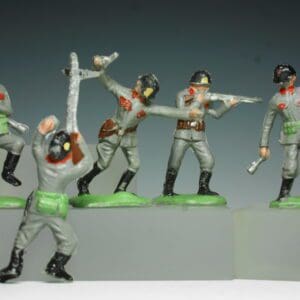 SOLD Trojan German Soldiers Part Set