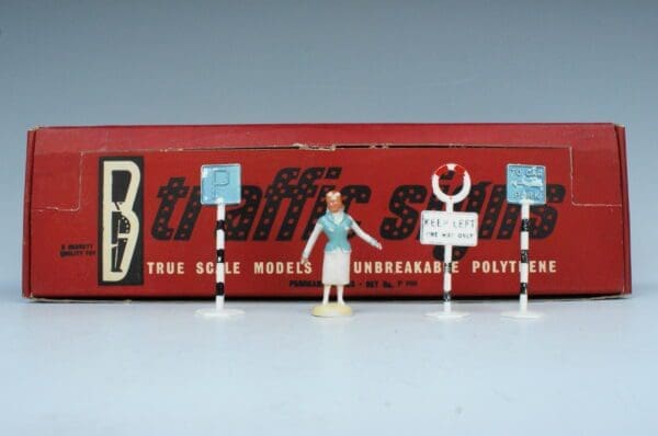 SOLD Barrett & Sons Panorama Series Pedestrian Crossing Set