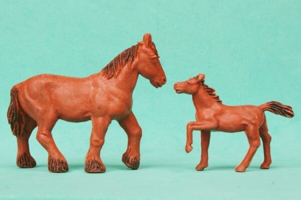 SOLD Timpo Farm Shire Horse & Colt - Chestnut Plastic