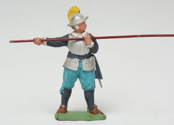 SOLD OUT ECW Roundhead Pikeman (Navy Plastic)