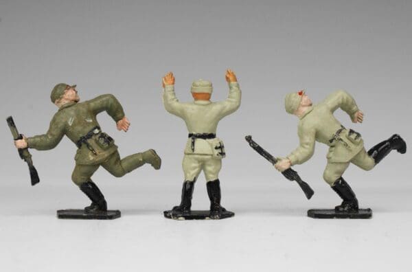NEW! Lone Star Harvey Series WW2 Germans - Great Condition! - Image 3